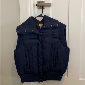 Women’s blue vest size M